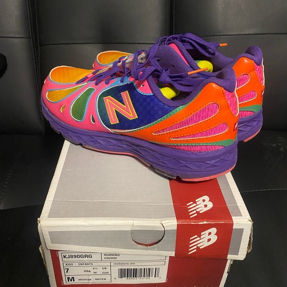 Other - New Balance 890